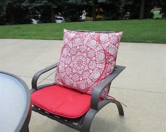 cushion detail with patio set