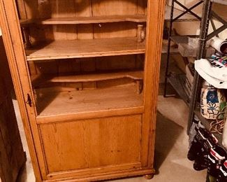 Pine cabinets    Giveaway. $100. Omg