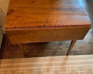 Drop leaf antique table. $100