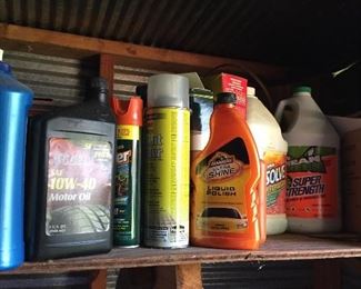 Lots of chemicals and cleaners 