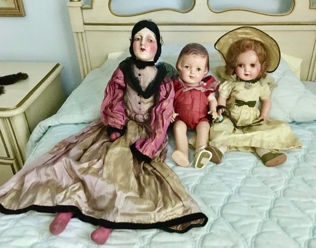 Antique & vintage dolls, Doll on left is SOLD