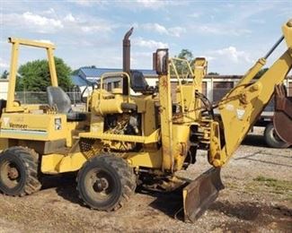 Vermeer V450 Trencher Tractor with John Deere Diesel engine, V7800 Backhoe with 18" Bucket, V64 6-way Backfill Blade, VS12 Trencher with 60" Boom, 10" end Idler, 3990M Chain with 6" cup Cutters & Manual Crumber~ 1117 hours - Pick Up by Appt. on 7/15/20