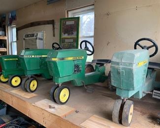 register and bid at www.DamewoodAuctioneers.com
