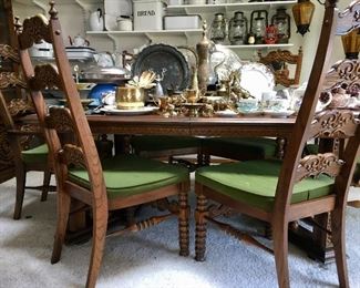 Dining table set