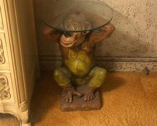 animal end table