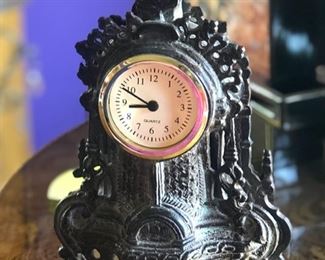 table clock