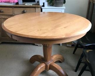 Make an offer: was $150. Kitchen table in very good condition. 29H x 35Dia.