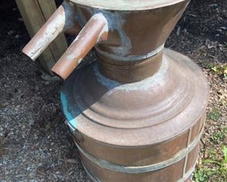 Large Old Copper. Whiskey or moonshine Still. $350.