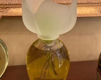 Large Display Bottle Chloe Narcisse