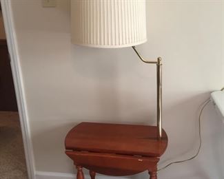 Dropleaf Lamp Table