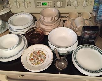 Assorted Corelle Dishes