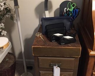 Assorted Furniture/Lamps