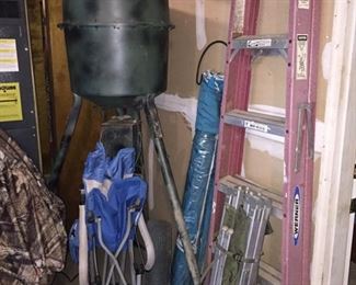 Stepladder/Deer Feeder