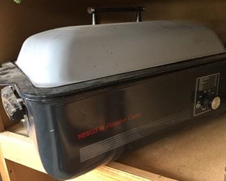 Nesco 18 Roaster Oven