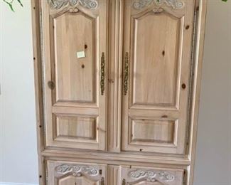 006 Entertainment Cabinet