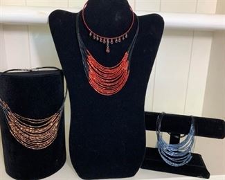Small Bead Necklace with Red Bracelet