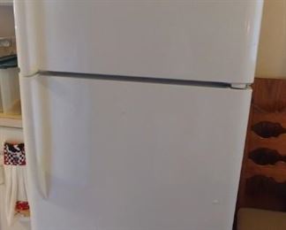 Kenmore 15 Cubic Inch Refrigerator Asking $350.00