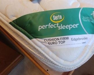 Serta Perfect Sleeper Mattress (King) Asking $175.00