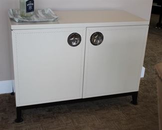 Lacquer cabinet