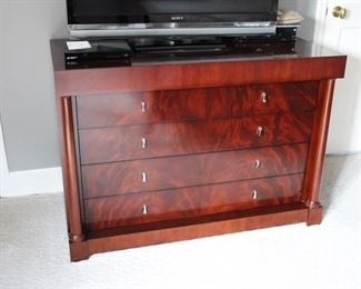 MBR Set – Bolier “Rosenau Biedermeier” King Sleigh Bed, Pair Night Stands & Chest on Chest & dresser