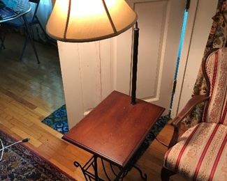 VINTAGE NIGHT STAND WITH ATTACHED LAMP 
