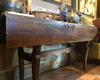 Drop leaf harvest table