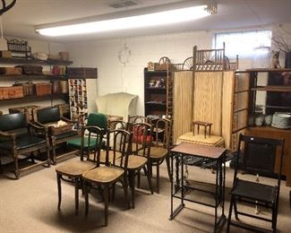Set of 6 bentwood chairs