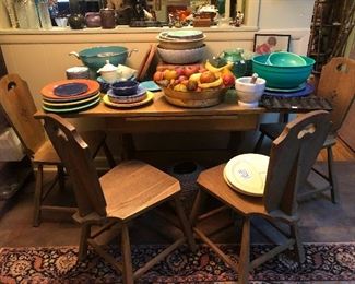 oak ca. 1930s trestle table & 4 chairs