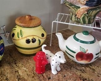 Fire Hydrant and Dalmation salt and pepper shaker, kitchen accessories