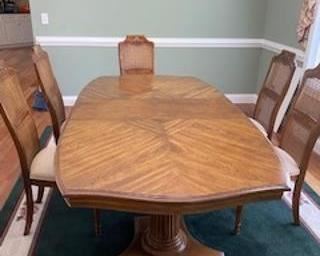 TABLE AND CHAIRS $300.thumbnail