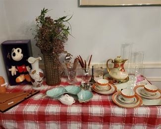 Tea Sets, entertaining items