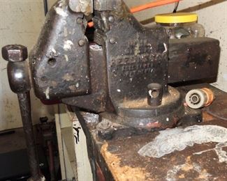 Old Iron Vice tool