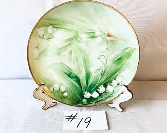 VINTAGE HAND-PAINTED PLATE/ ITALY
9”w     $28