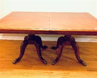 #40B. WARREN WRIGHT FURNITURE CO DINING TABLE. DOUBLE PEDESTAL 67”L.      $ 450