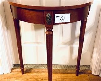 BOMBAY ACCENT TABLE 24w x 29t 
$60