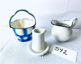 Blue and white enamel creamer,  blue and white basket ceramic, individual syrup 
3 to 5. 5 inches tall set $22