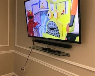 Samsung 60" Smart TV & Sound Bar $400