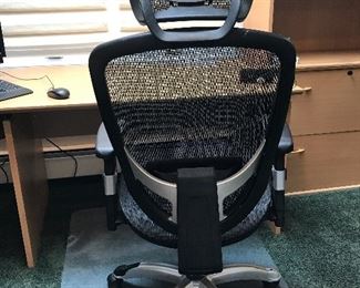 (1 of 2) Mesh Back Rolling Desk Chair $65