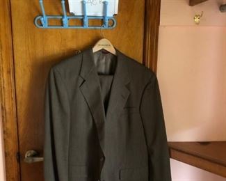 P-B1-71    $30 Hart/Schaftner/Marx Suit