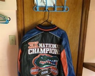 P-B1-79 $70 Leather Gator 3X National Championship XL