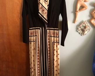 P-B3-65  $15  Lady Carol of New York  Size 12