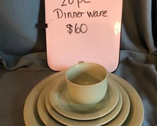 P-K-38   $60   Goebel 20 Pc Dinnerware