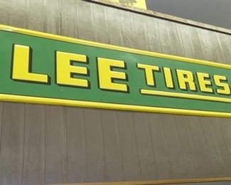 VIEW 2 LEE TIRES SIGN 