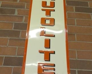 NOS VERTICAL AUTO LITE BATTERIES SIGN 