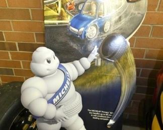 VIEW 2 CLOSE UP W/FT. MICHELIN 