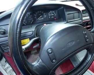 VIEW 20 STEERING WHEEL & DASH 