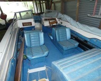 VIEW 13 SUPER CLEAN INTERIOR 