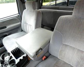 VIEW 15 W/CENTER CONSOLE  