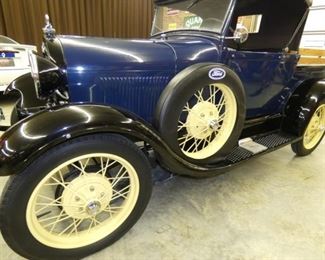 VIEW 2 MODEL A FORD ROADSTER 