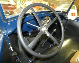 VIEW 11 CLOSEUP STEERING WHEEL-DASH  